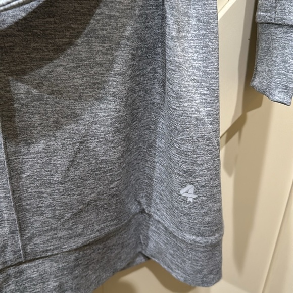 NWT Fourlaps wrap with tie and pockets. So soft!! Mens or women’s. - Picture 7 of 8